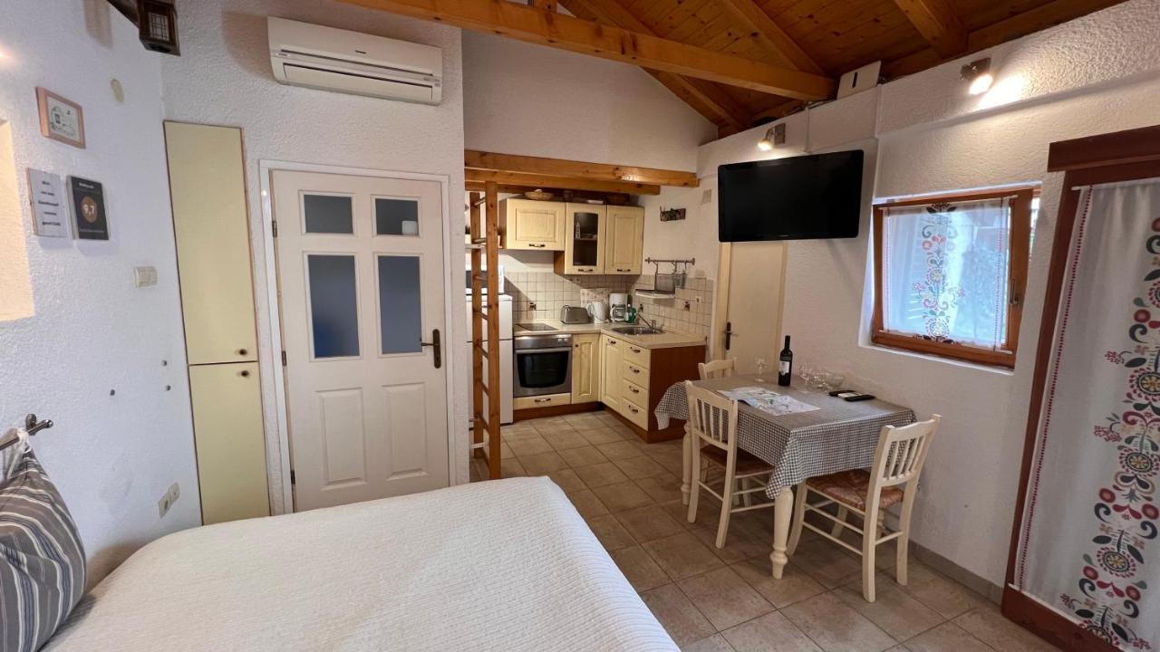Studio Apartment Karlo Split Eksteriør bilde